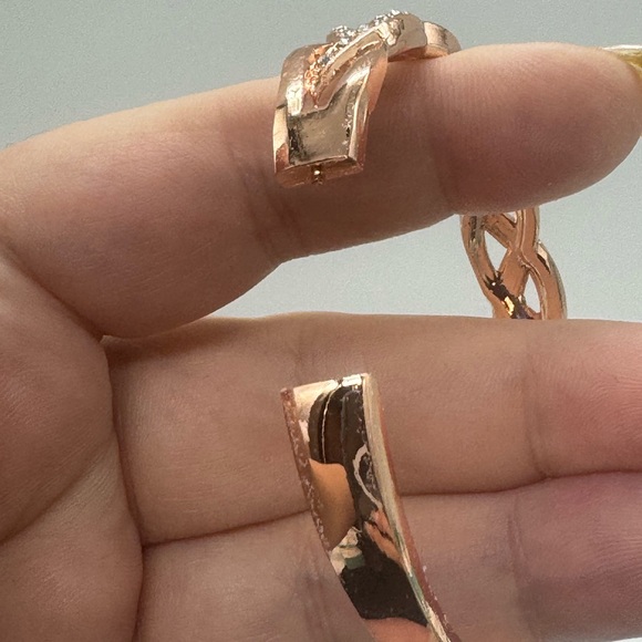 Silver Tone Braided Crystal Hinged Bangle Bracelet Made w Swarovski Crystals - Picture 11 of 12